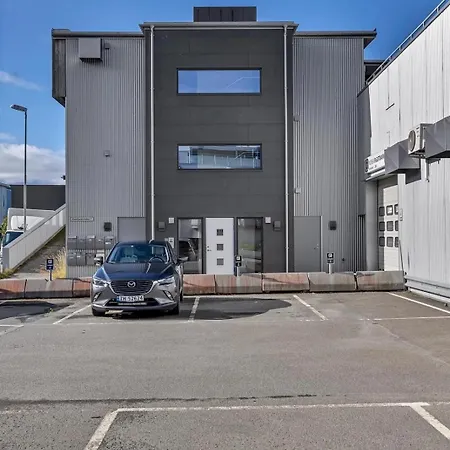 公寓 Either A Large Or A Small 特罗姆瑟