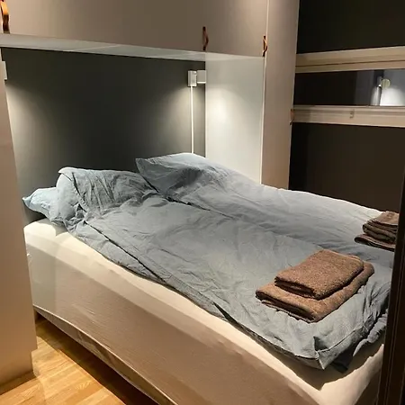 Either A Large Or A Small 特罗姆瑟