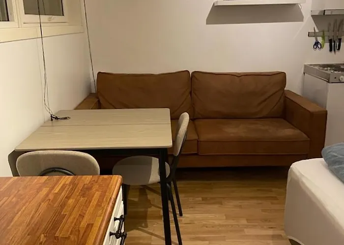 Either A Large Or A Small Apartamento Tromsø